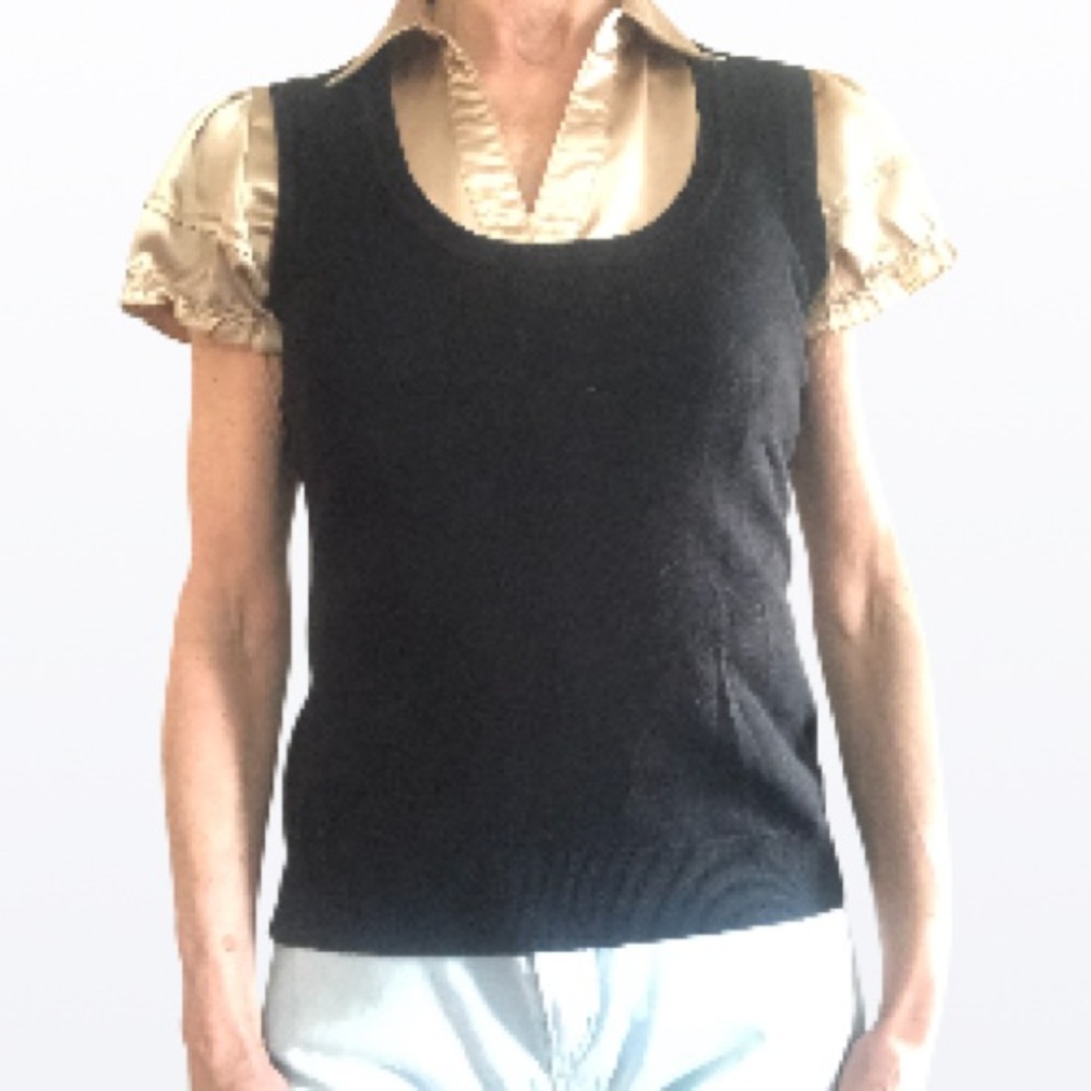 Black Sleeveless Vest Pullover medium
